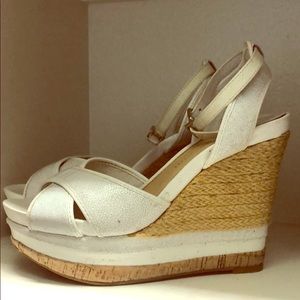 White Gianni Bini heels